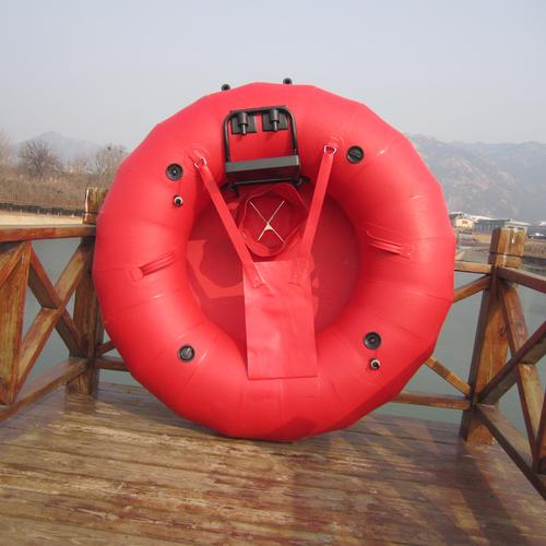 亳州圆形红色漂流船
