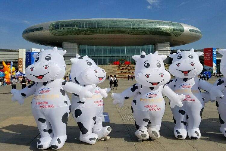 亳州充气奶牛吉祥物